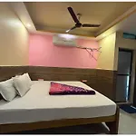 P Aradhya Hotel Near Sea And Temple
